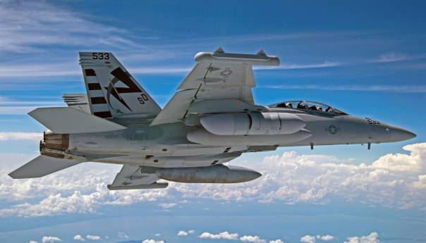 SAD raspoređuju avione za elektronsko ratovanje da ojačaju istočno krilo NATO-a