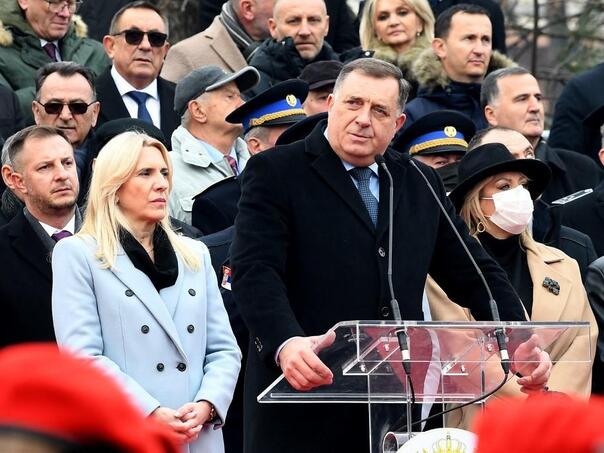 SAD ukinule sankcije za četiri saradnika Dodika