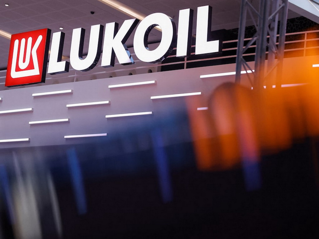 SAD uvodi sankcije ruskim naftnim kompanijama dok Moskva izvodi nuklearne vojne vježbe