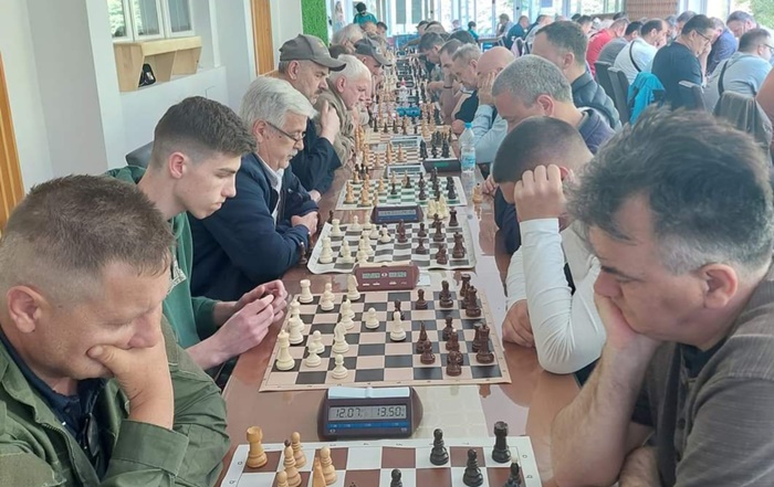 Šahovski turnir 'Dani Ajvatovice': Goran Trkulja najbolji, Draško Babić drugi