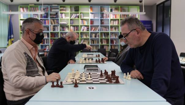 Šahovski turnir u čast akademika prof. dr. Nijaza Durakovića