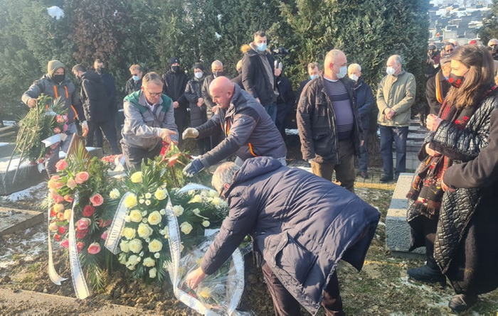 Sahranjen doajen bh. novinarstva Vlastimir Mijović