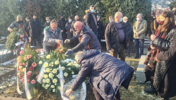 Sahranjen doajen bh. novinarstva Vlastimir Mijović