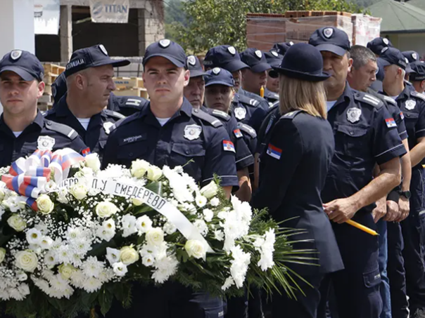 Sahranjen policajac Nikola Krsmanović