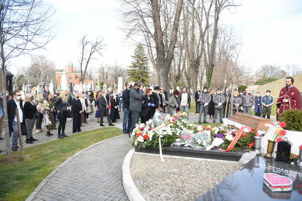 Sahranjen Vlasta Velisavljević