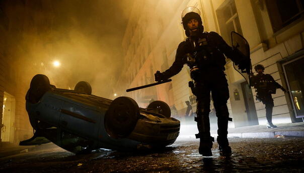 Sakupljeno milion eura za francuskog policajca koji je ubio tinejdžera