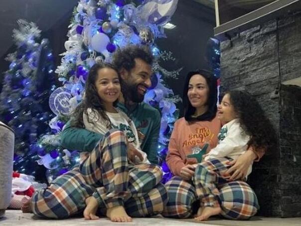 Salah čestitao Božić uz okićenu jelku, islamski svijet ga osudio: 'Kako možeš?'