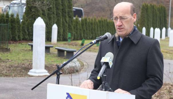 Salkić: Danas smo svjesni velikih i dalekosežnih odluka, donesenih 1992. godine