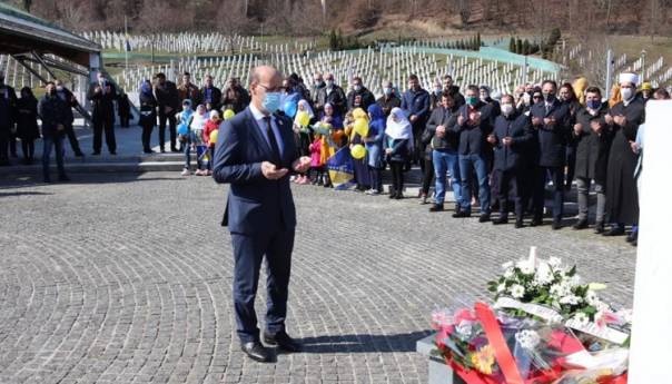 Salkić: Iscrtavanje murala Mladiću se uklapa u politiku pritiska na Bošnjake