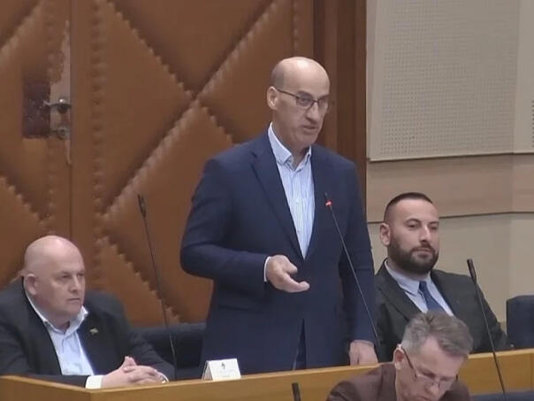 Salkić kritikovao zakon RS-a: Bosanski ljiljan nije simbol politike, već historije BiH