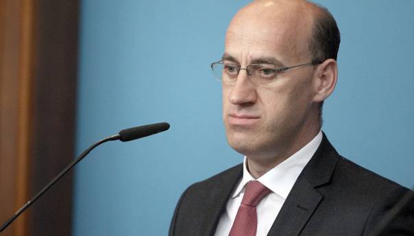 Salkić: Poslanici NSRS krenuli u rušenje ustavnog poretka BiH