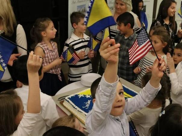 Samir Bečić pokrenuo kampanju u SAD: Zastava BiH u svakoj američkoj saveznoj državi