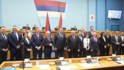 Samo dan bio ministar: Dogan najavio podnošenje ostavke