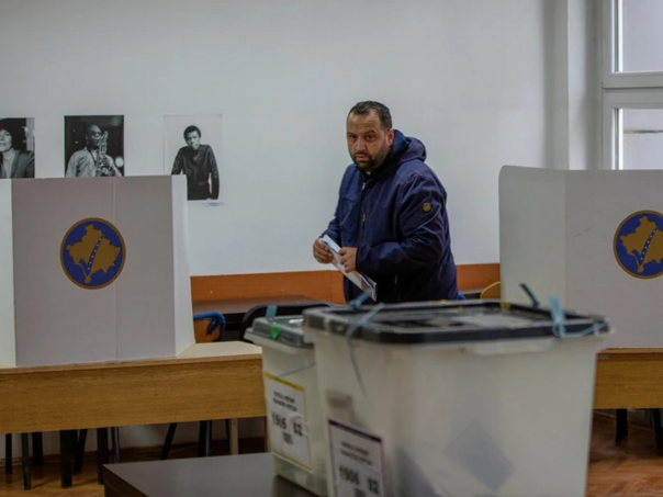 Samoopredjeljenje i DSK osvojili po sedam opština, Srpska lista deset