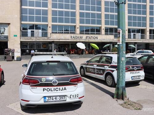 Samoubistvo policajke, traje uviđaj na Željezničkoj stanici u Sarajevu