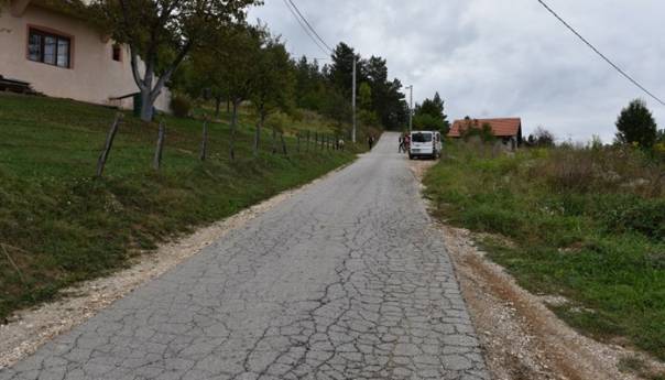 Sanacija saobraćajnice koja povezuje naselja Poljine i Nahorevska brda u Centru