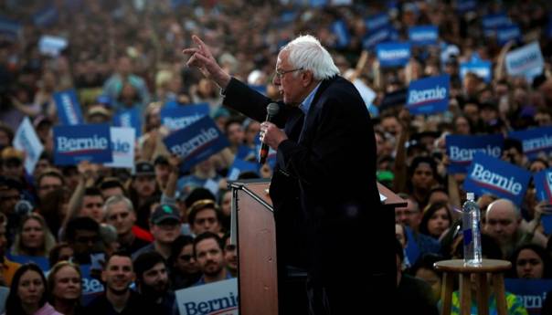 Sanders: Ako treba, napao bih Kinu