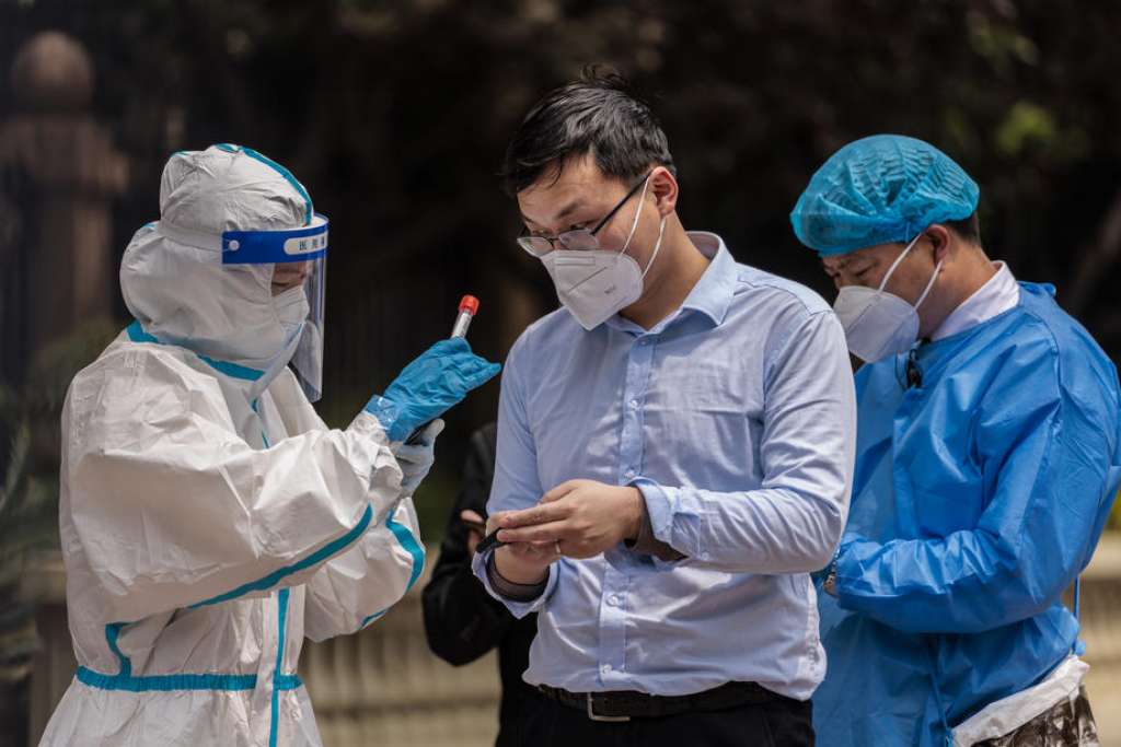 Šangaj izvijestio o novim smrtnim slučajevima kako raste broj zaraženih