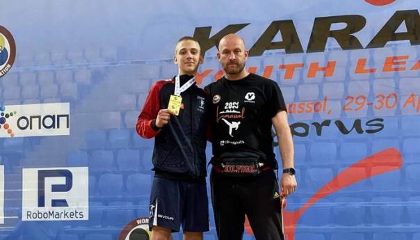 Sanjin Hukara zlatni na WKF Youth League Kipar