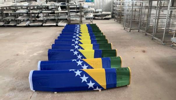 Sanski Most: Sutra ispraćaj posmrtnih ostataka 16 ubijenih Prijedorčana