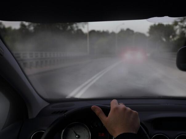 Saobraćaj u BiH redovan, magla smanjuje vidljivost