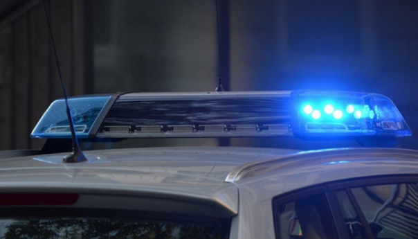 Saobraćajna nesreća: Golfom udario dva pješaka