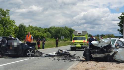 Saobraćajna nesreća kod Lukavca: Jedna osoba poginula, tri povrijeđene