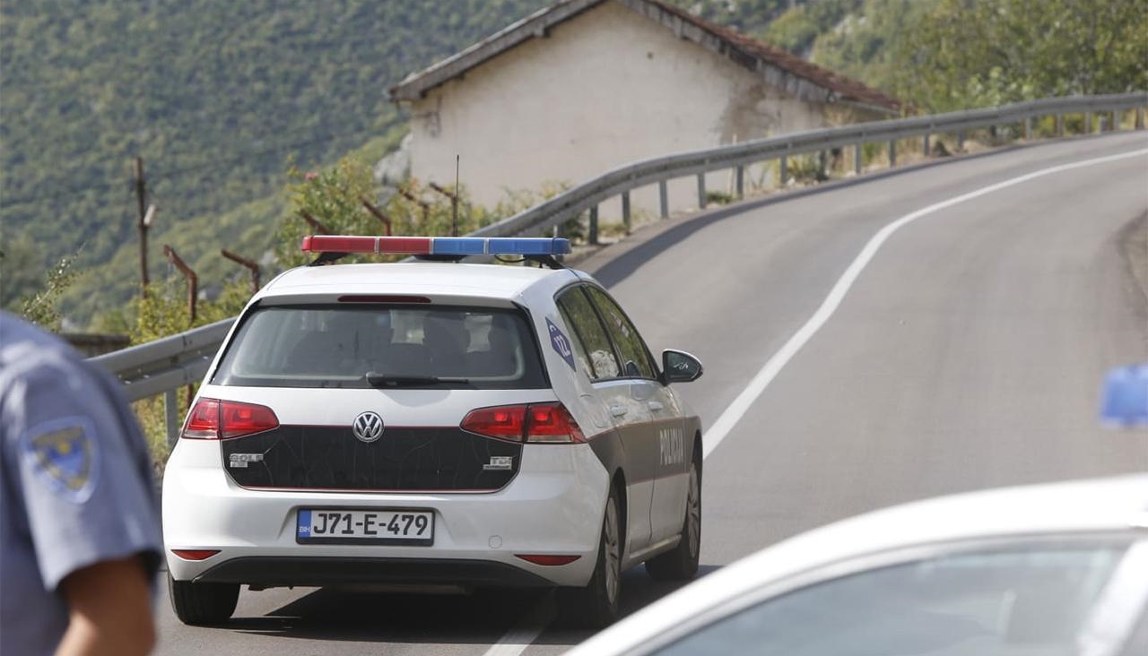Saobraćajna nesreća kod Mostara, povrijeđena pješakinja