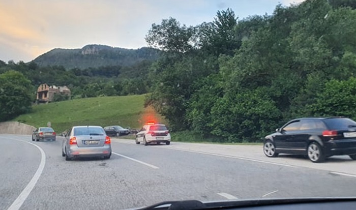 Saobraćajna nesreća na Bradini: Povrijeđen motociklista 