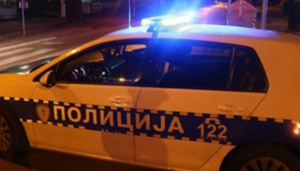 Saobraćajna nesreća: Povrijeđeni vozač i troje djece