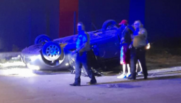 Saobraćajna nesreća: Prevrnuli se nekoliko puta, Audi završio na krovu