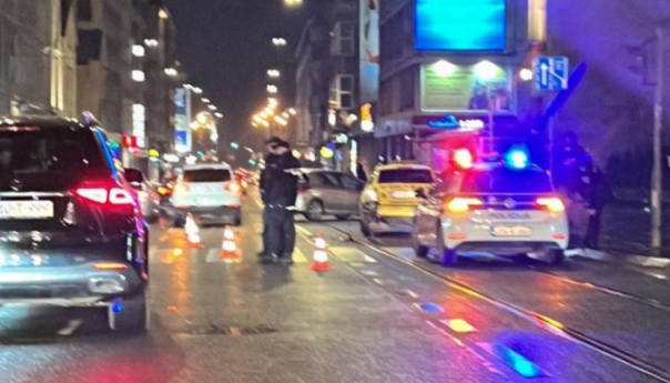 Saobraćajna nesreća u centru Sarajeva: Učestvovala tri vozila, ima povrijeđenih