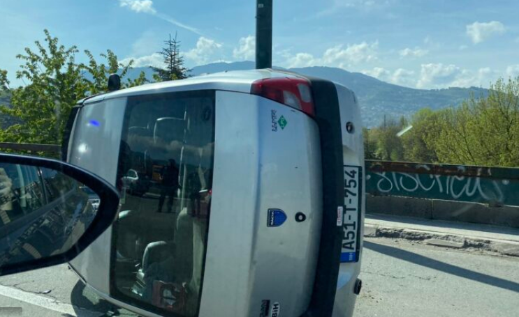 Saobraćajna nesreća u Sarajevu, jedna osoba povrijeđena