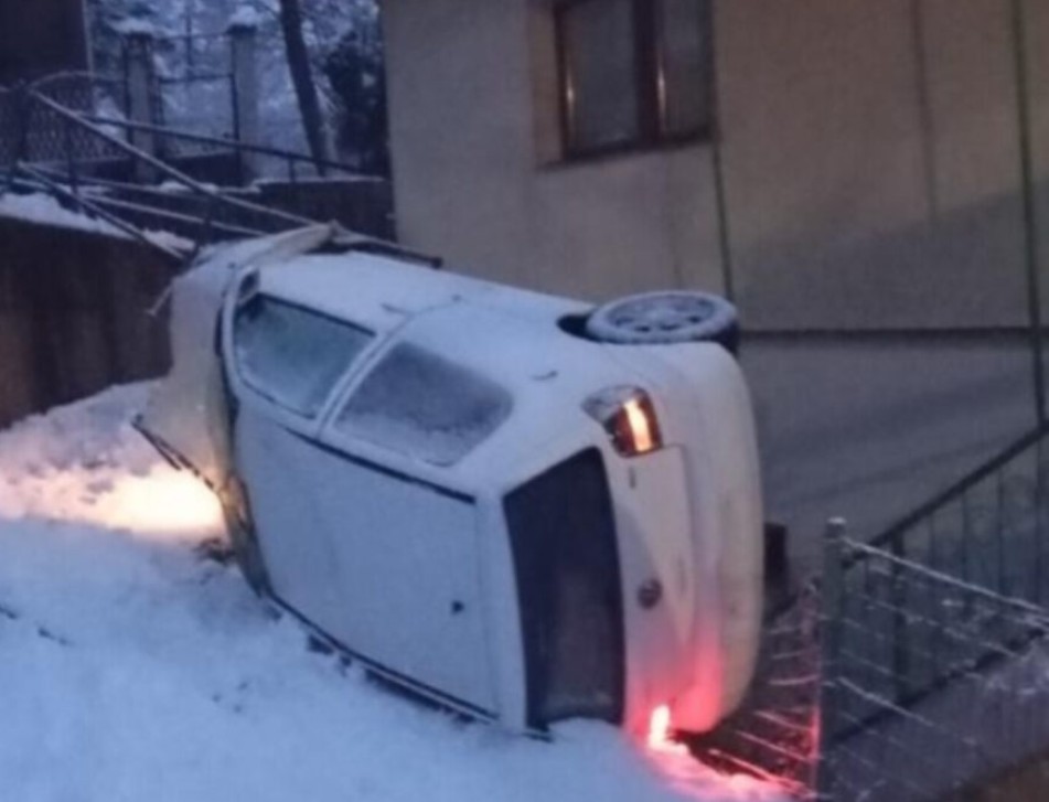 Saobraćajna nesreća u Sarajevu: Jedna osoba teže povrijeđena