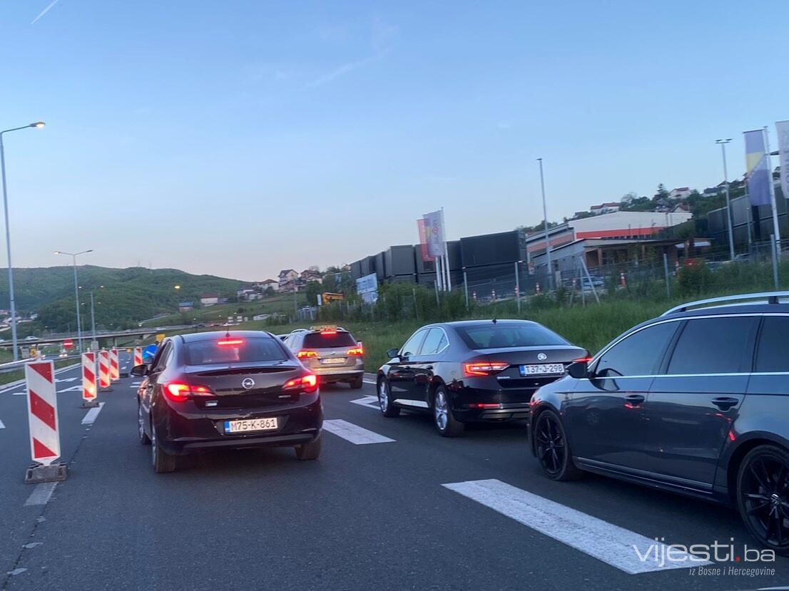 Saobraćajni kolaps u Sarajevu: Ogromne kolone zbog radova na autoputu A1