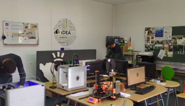 Saradnja Mašinskog i Medicinskog fakulteta u Zenici - Viziri za medicinare