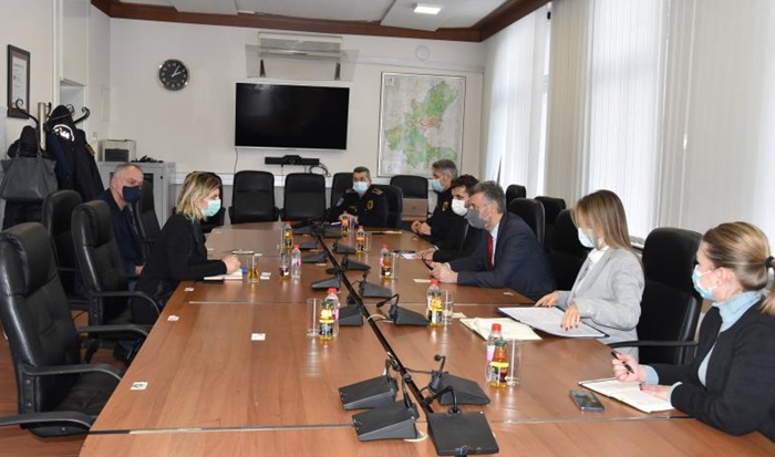 Saradnja Vlade KS i IOM-a: Hitno riješiti problem migranata