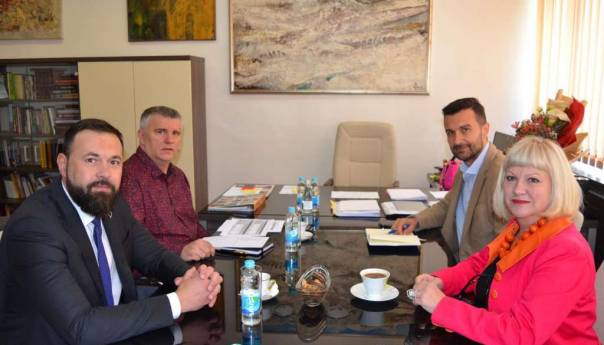 Saradnjom do konačnog rješavanje statusa ustanova kulture od značaja za KS i FBiH