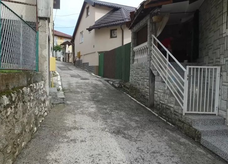 Sarajevo: Bačena bomba na dvorište porodične kuće