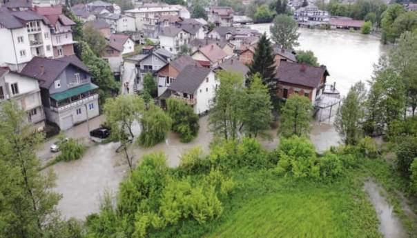 Sarajevo će danas uplatiti 20.000 KM pomoći građanima Bihaća i B. Krupe
