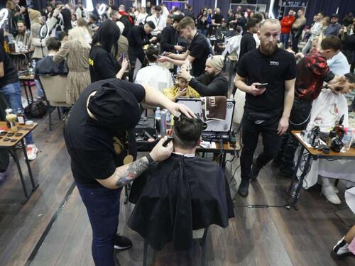 Sarajevo: Humanitarno šišanje za pomoć ugroženim u poplavama