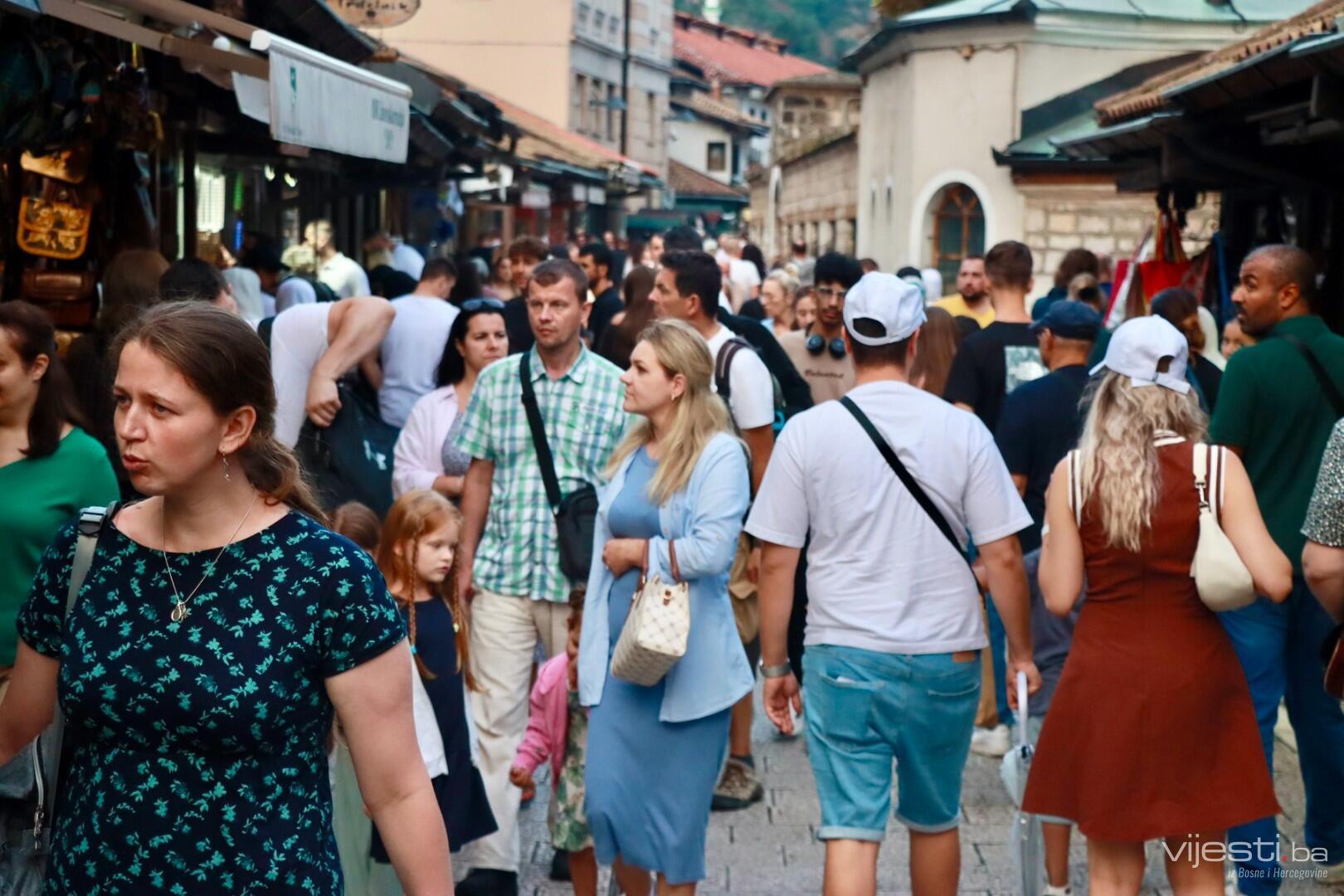 Sarajevo i druge večeri SFF-a vrvi od posjetilaca