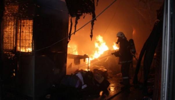 U požaru kod Sarajeva stradao 84-godišnjak