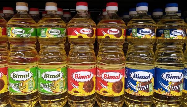 Sarajevo: Litar ulja u marketu 5,50 KM