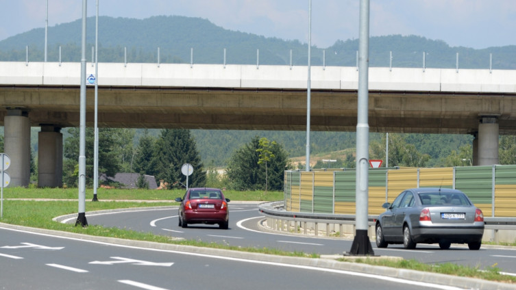 Sarajevo: Muškarac pronađen na cesti s vidnim povredama