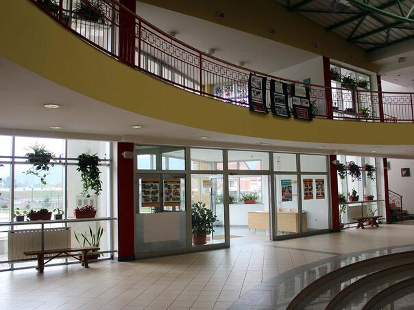 Sarajevo: Nastavnik osuđen na četiri godine zbog bludnih radnji nad maloljetnom učenicom