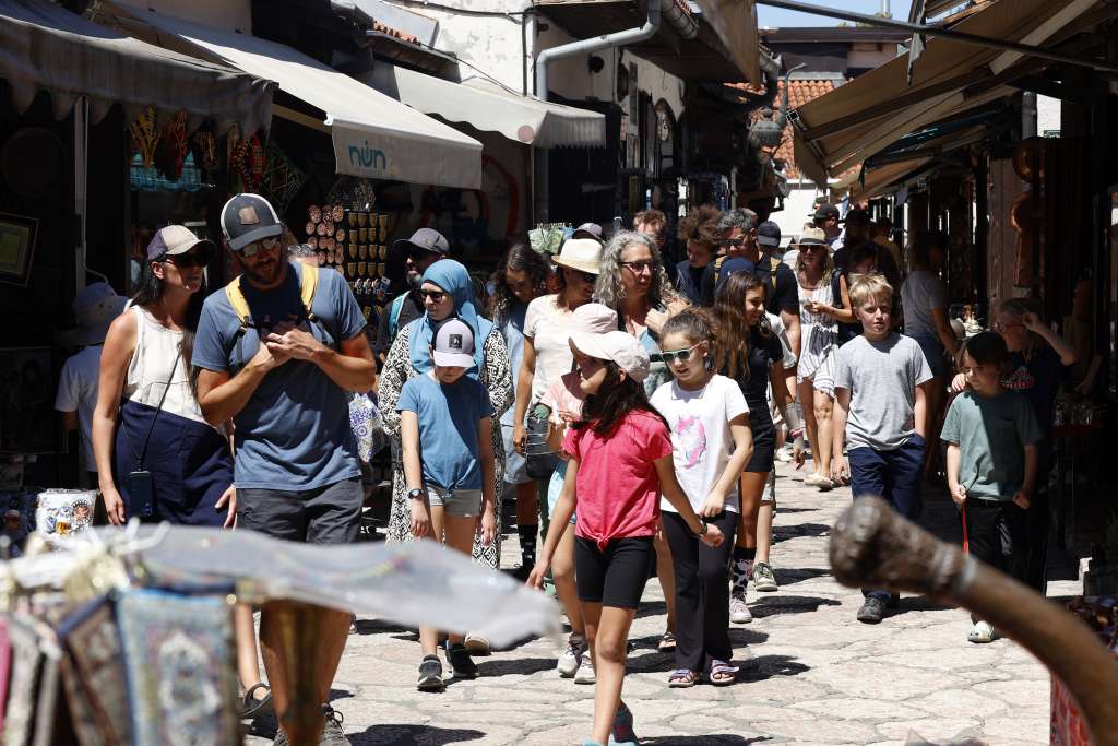 Sarajevo puno turista uprkos vrućinama