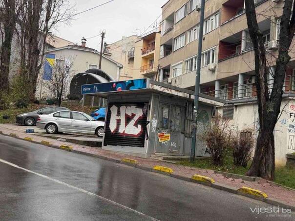 Sarajevo se zatrpava kioscima dok općinski prostori propadaju