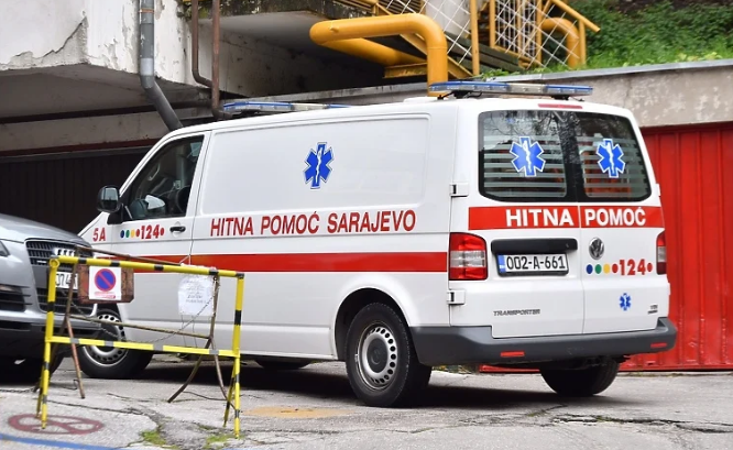 Sarajevo: Slučajni prolaznik pronašao novorođenče na stepeništu