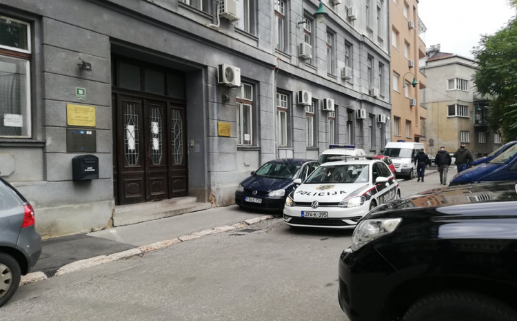 Sarajevo: Staricu udavile maloljetne unuke!